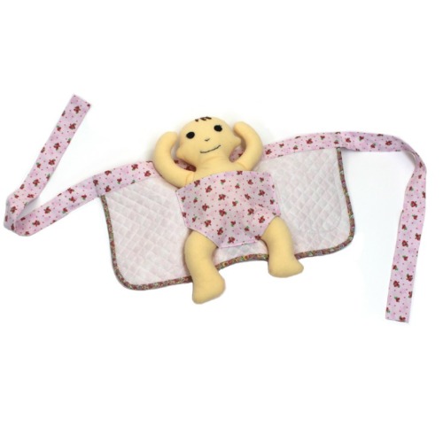 아기인형과포대기